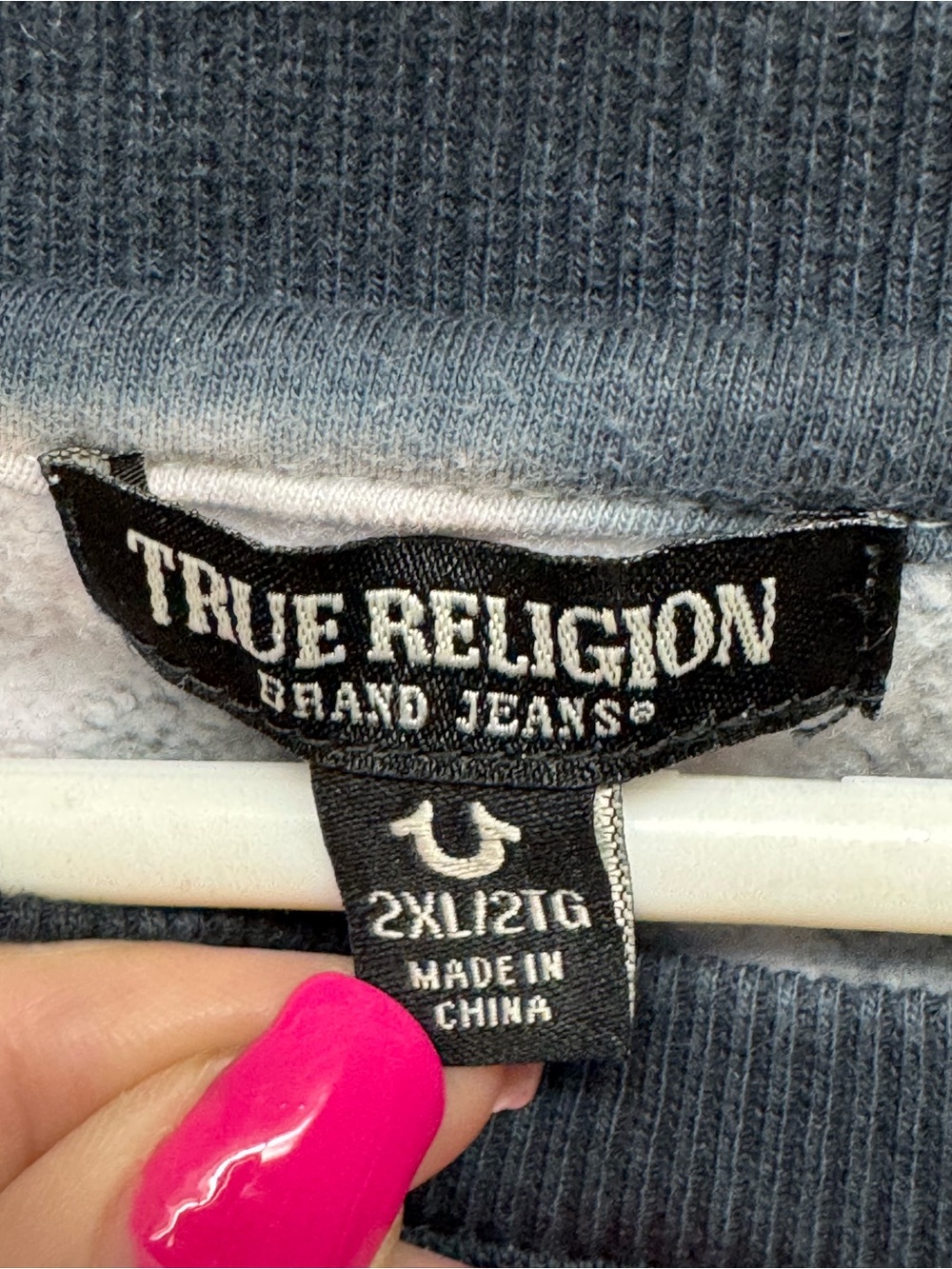 True Religion mens Black & White Tie-Dye Crewneck Sweatshirt pit 26” L 30” - Picture 3 of 9